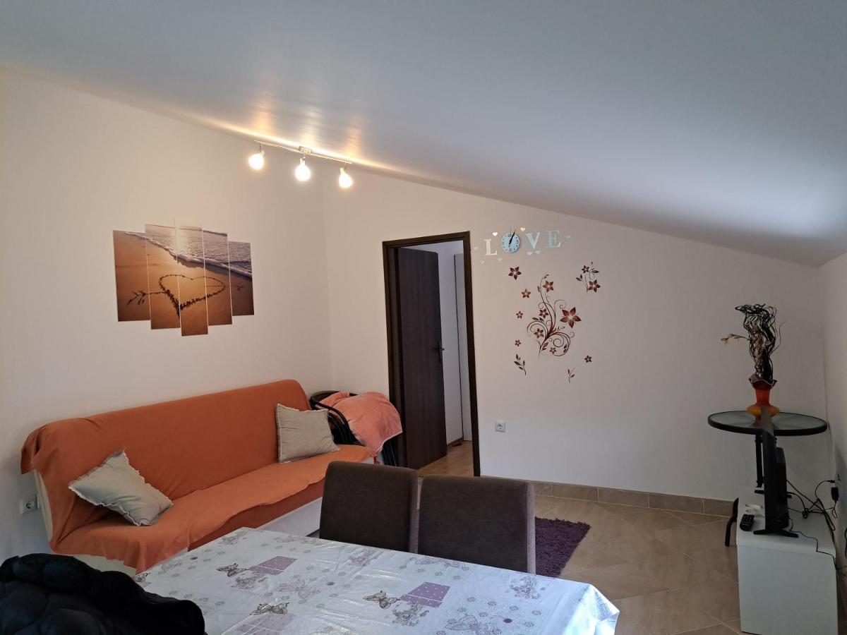 Apartman Ema Grebaštica Buitenkant foto
