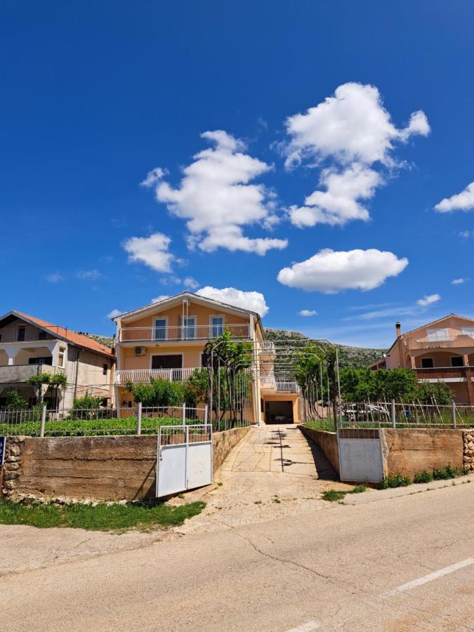Apartman Ema Grebaštica Buitenkant foto